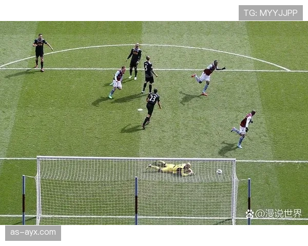 犯规进球算数吗？足球规则里对这种情况到底怎么判罚